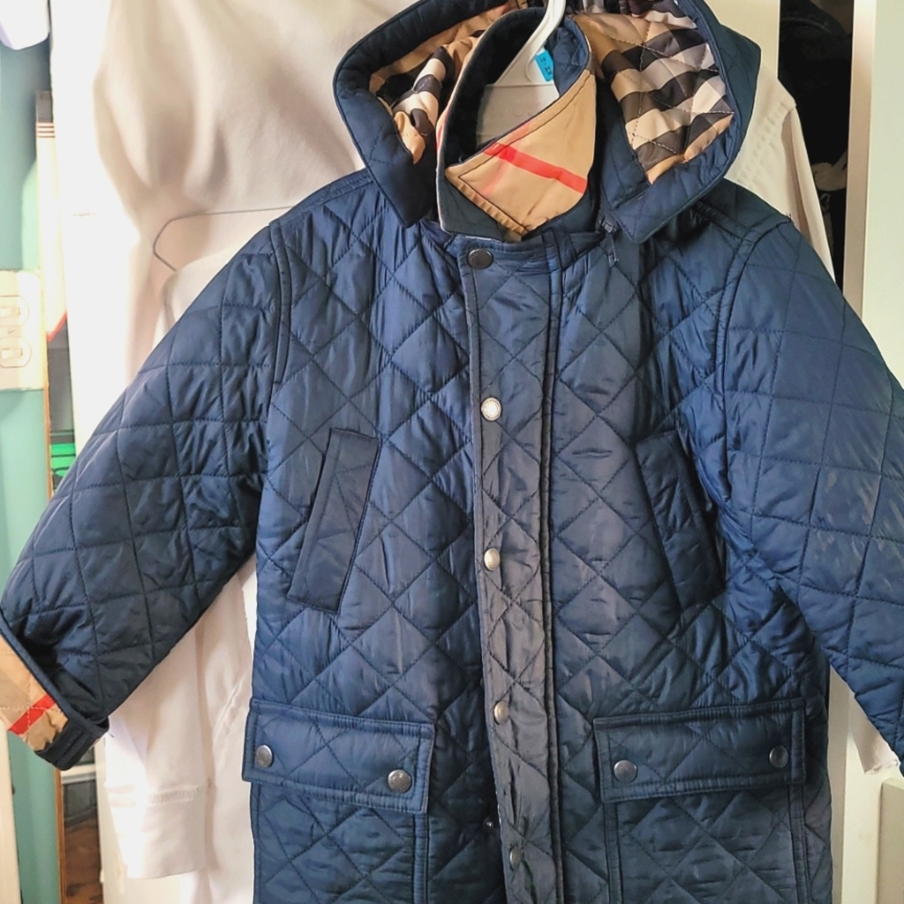 Burberry kids quilted jacked size 5